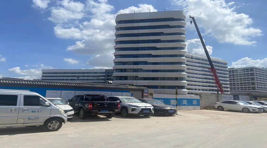 花都區中山大學附屬仁濟醫院GRC外墻掛板工程案例 花都區中山大學附屬仁濟醫院GRC外墻掛板工程案例