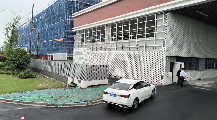 上海興和電子GRC鏤空磚工程 上海興和電子GRC鏤空磚工程