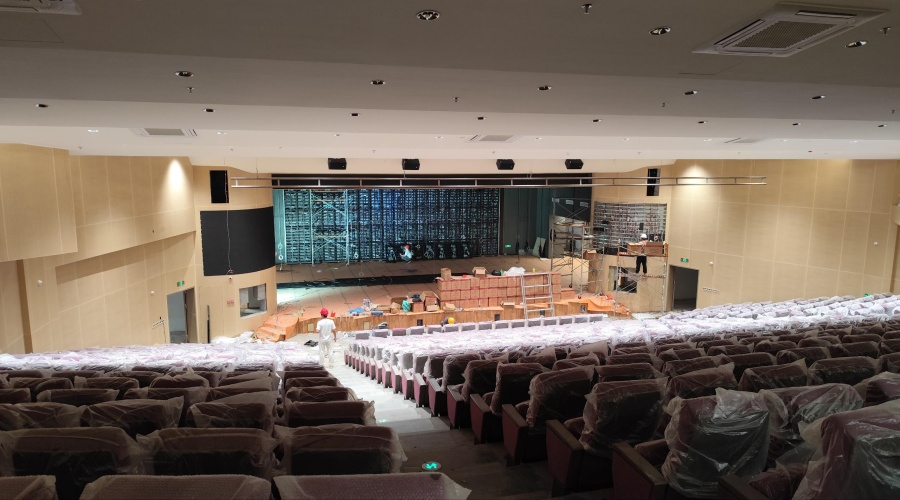 廣州黃埔會元中學GRG報告廳工程案例 廣州黃埔會元中學GRG報告廳工程案例